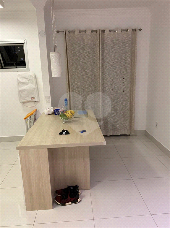 Apartamento 1 quarto e vaga para carro no Tatuapé.