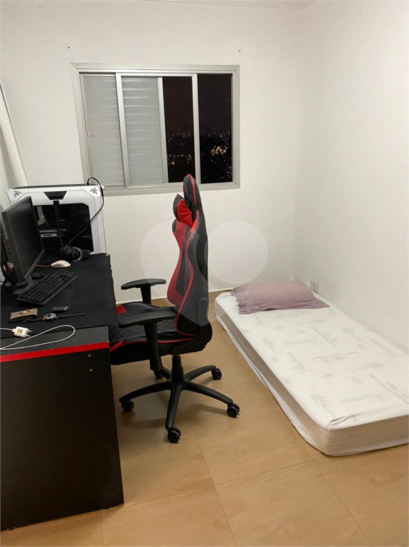 Apartamento 1 quarto e vaga para carro no Tatuapé.