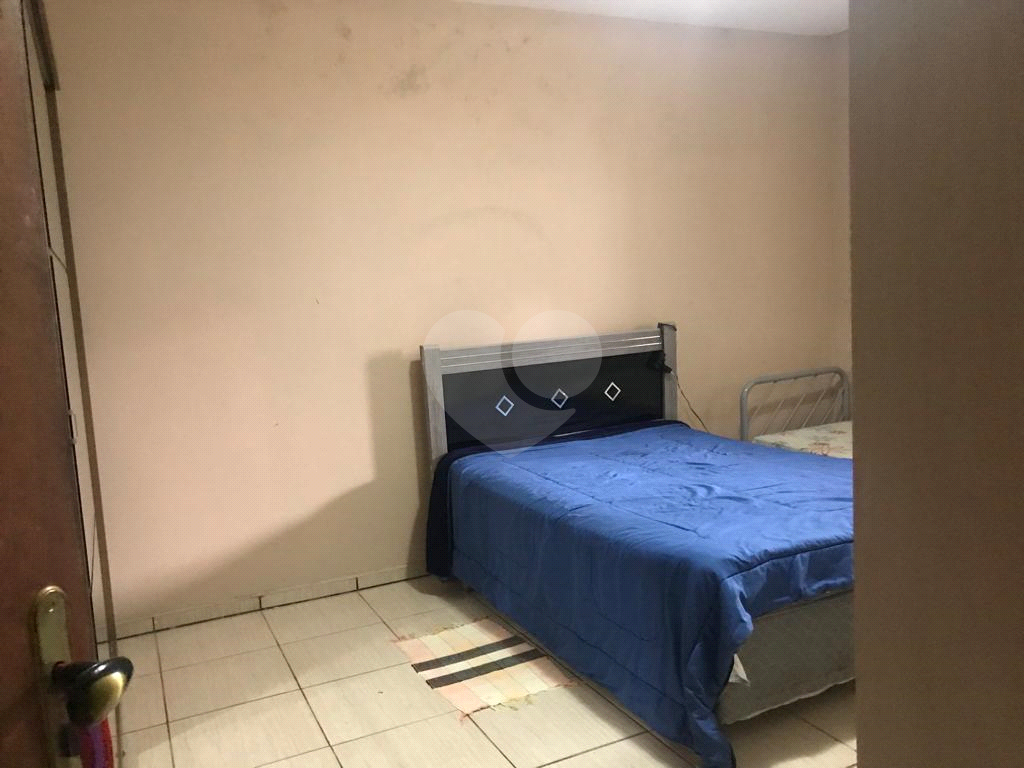 Casa à venda com 2 quartos, 100m² - Foto 10