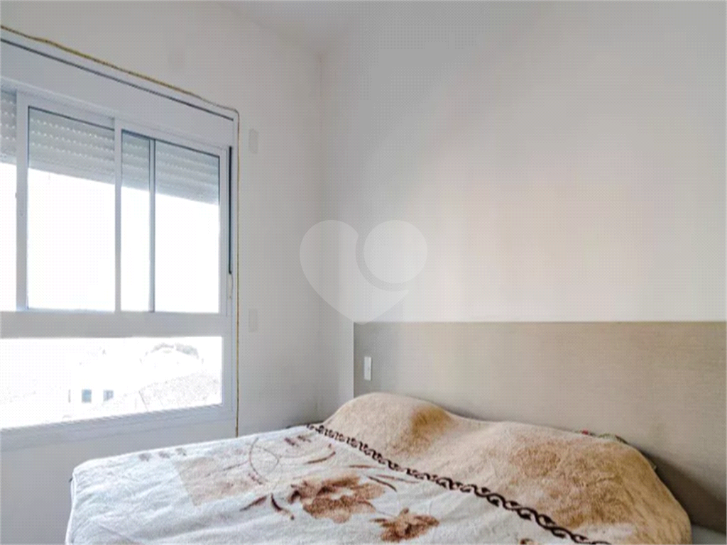 APARTAMENTO em PINHEIROS