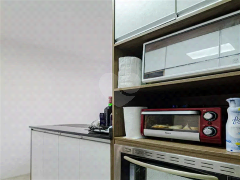 APARTAMENTO em PINHEIROS