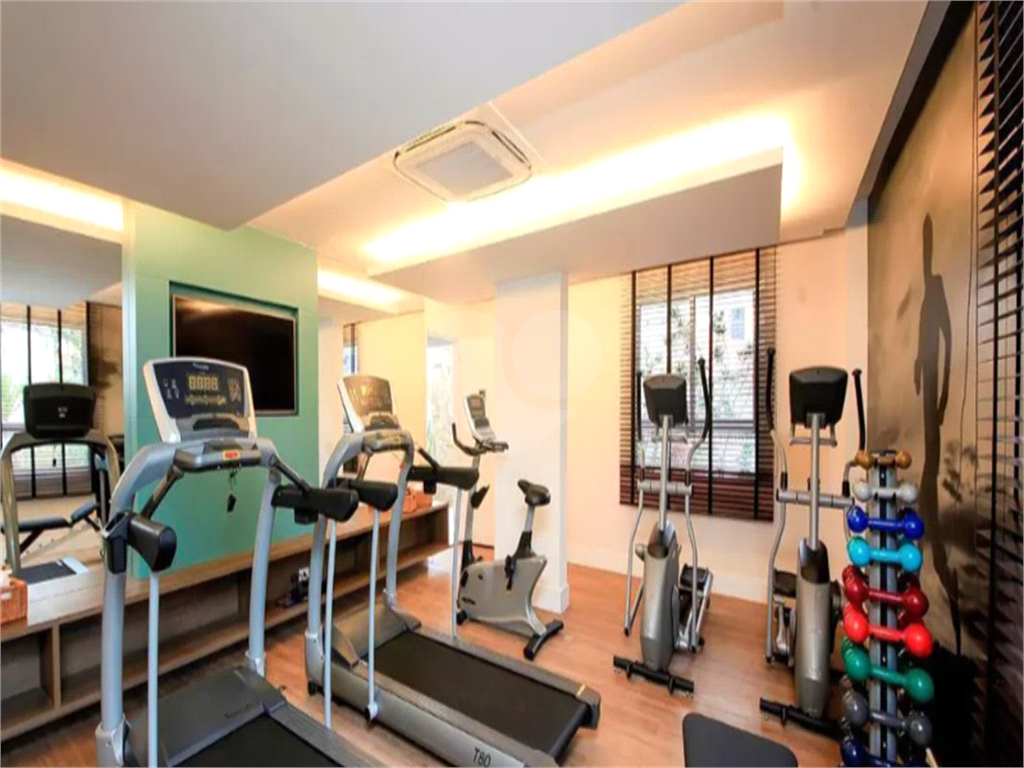 APARTAMENTO em PINHEIROS