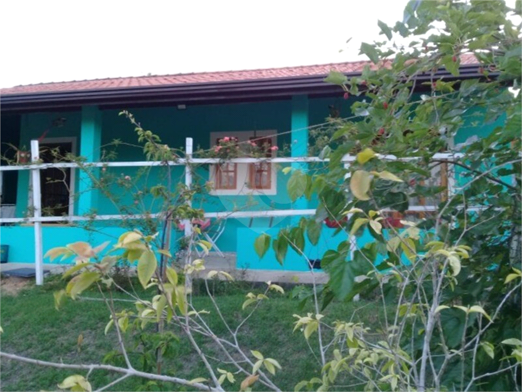 Chácara à venda com 3 quartos, 120m² - Foto 2