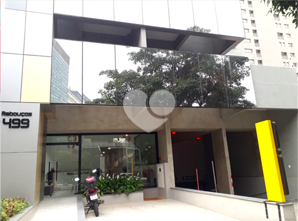 Oportunidade Sala Comercial de 51m2 com 01 vaga de garagem em Prédio Novo
