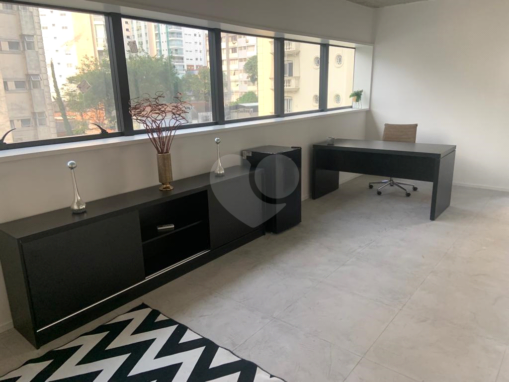 Oportunidade Sala Comercial de 51m2 com 01 vaga de garagem em Prédio Novo