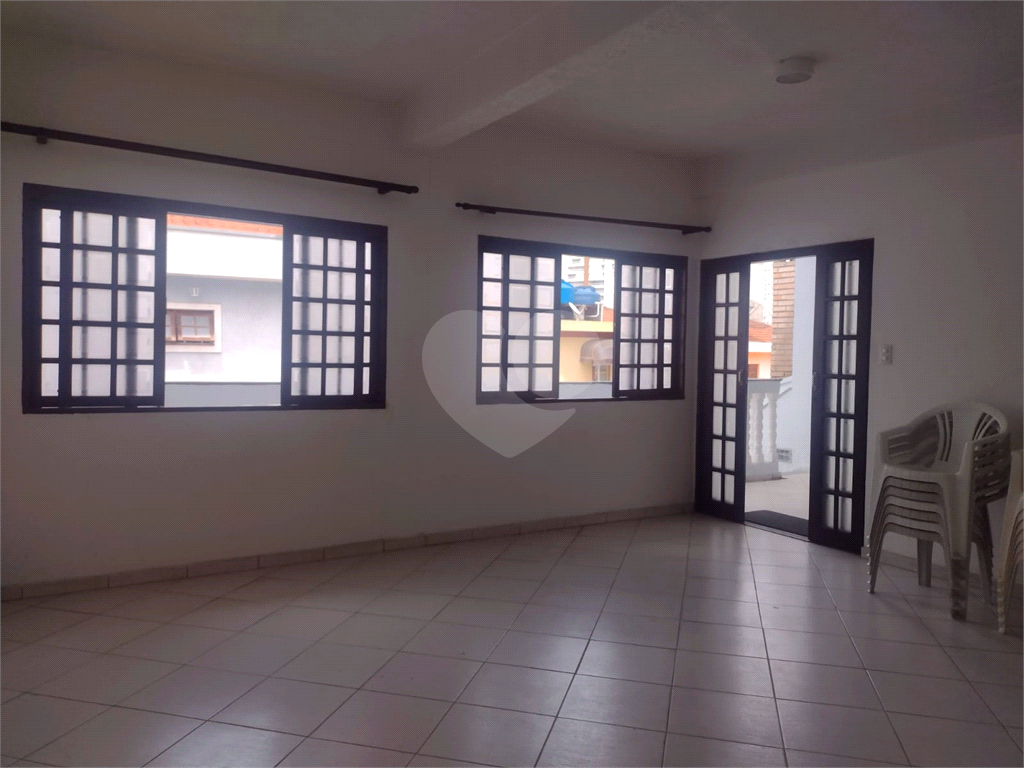 Sobrado à venda com 5 quartos, 250m² - Foto 2