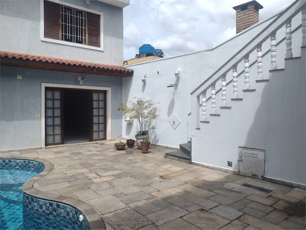 Sobrado à venda com 5 quartos, 250m² - Foto 29