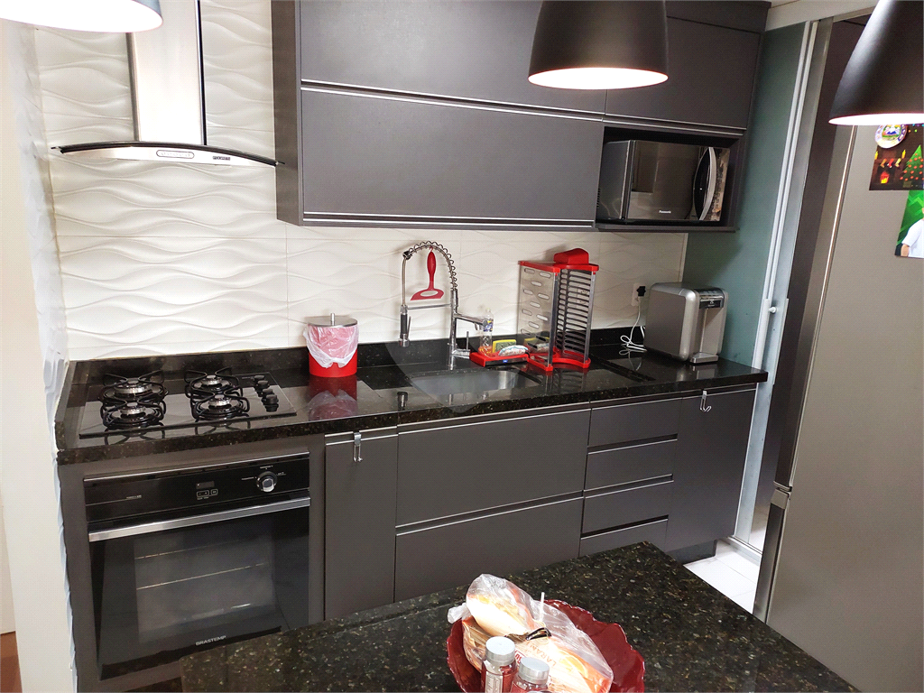 Cobertura duplex com 154m² vista livre, área de lazer privativa com piscina e churrasqueira