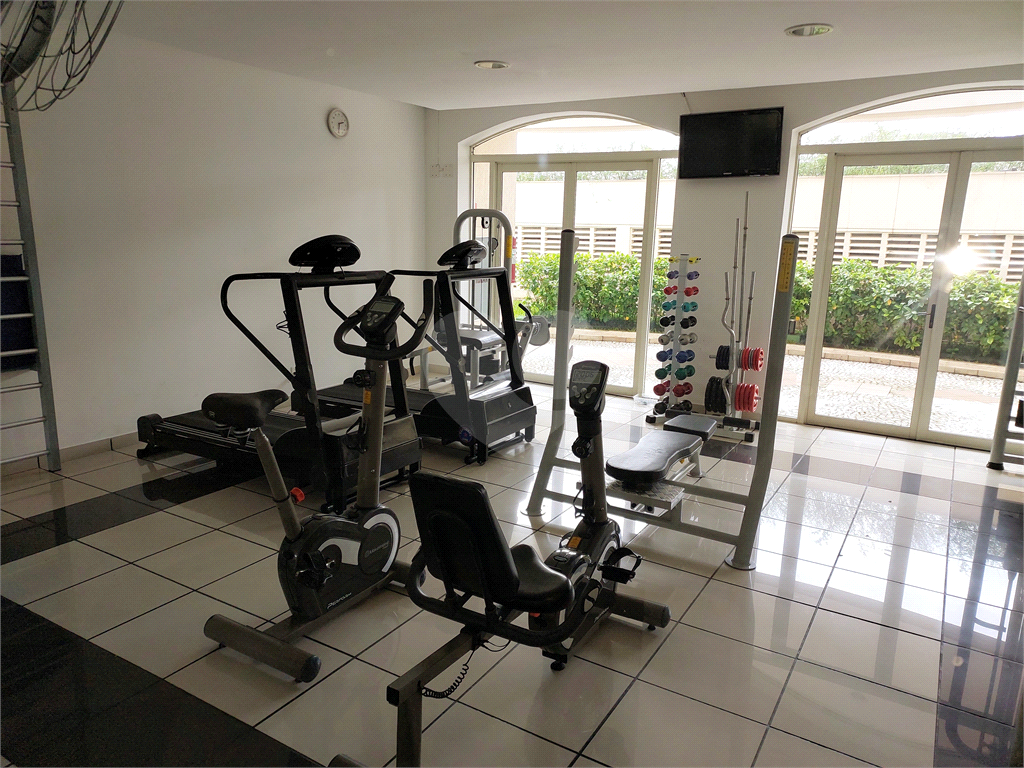 Cobertura duplex com 154m² vista livre, área de lazer privativa com piscina e churrasqueira
