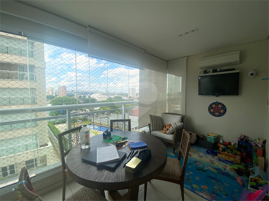 Apartamento na Barra Funda, 3 dormitorios, 2 vagas e varanda gourmet
