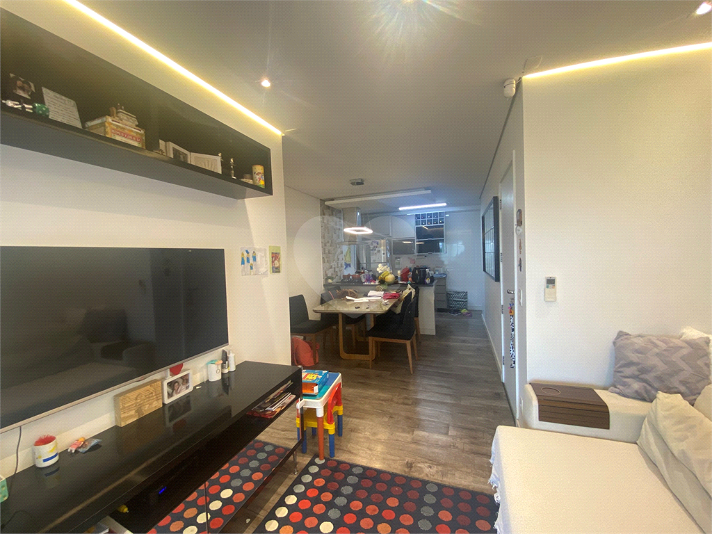 Apartamento na Barra Funda, 3 dormitorios, 2 vagas e varanda gourmet