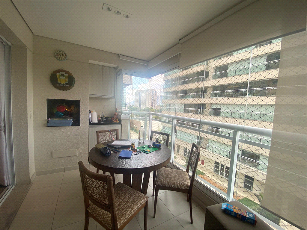 Apartamento na Barra Funda, 3 dormitorios, 2 vagas e varanda gourmet