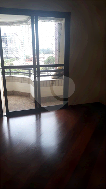 Apartamento com 4 dormitórios (1 suíte), 4 vagas no Jardim Avelino