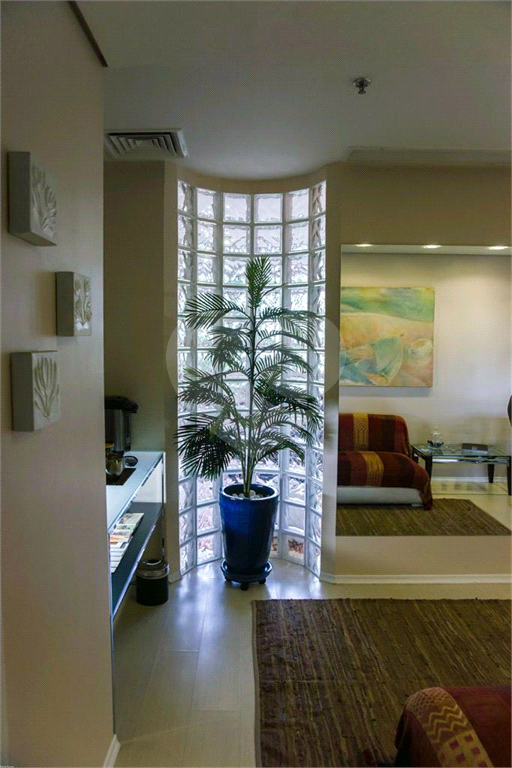 SALA COMERCIAL À VENDA NO JARDIM PAULISTA.