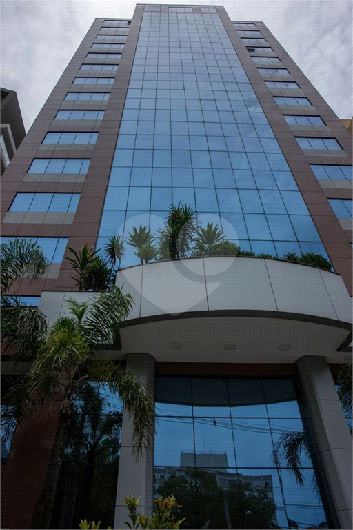 SALA COMERCIAL À VENDA NO JARDIM PAULISTA.