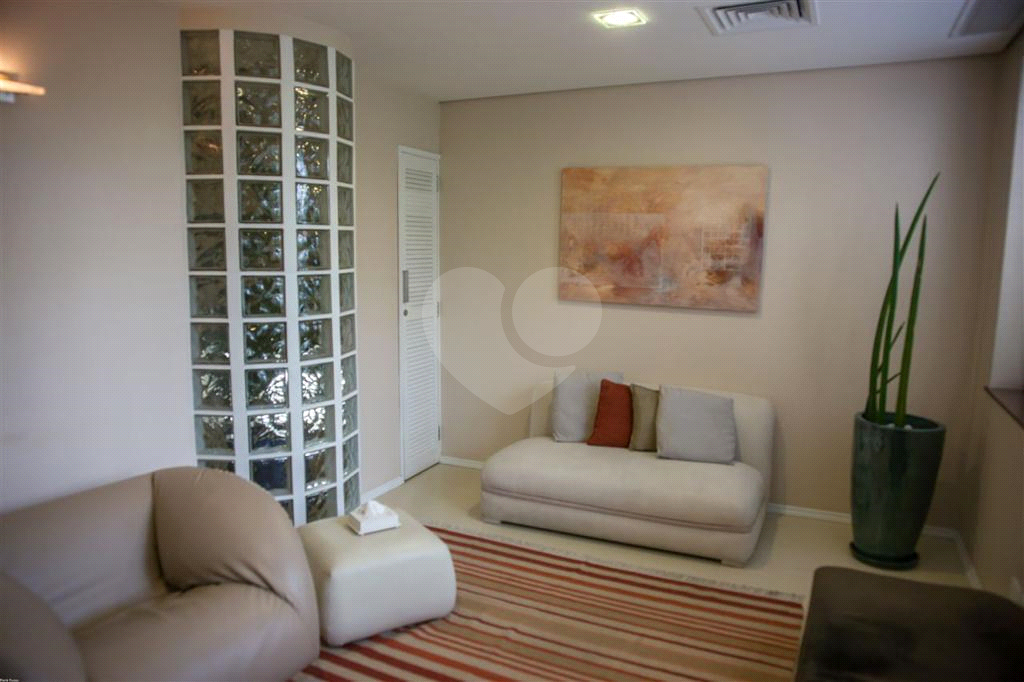 SALA COMERCIAL À VENDA NO JARDIM PAULISTA.