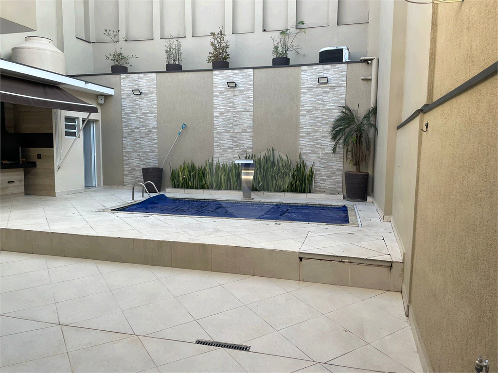 Sobrado 3 suítes e piscina no Jardim São Paulo