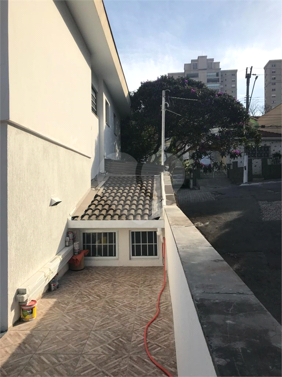 Sobrado para Venda, 260m2, 3 quartos (1 suíte), quintal, churrasqueira. 4 vagas. Santana