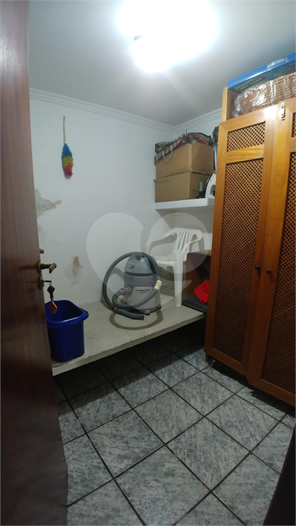 Sobrado para Venda, 260m2, 3 quartos (1 suíte), quintal, churrasqueira. 4 vagas. Santana