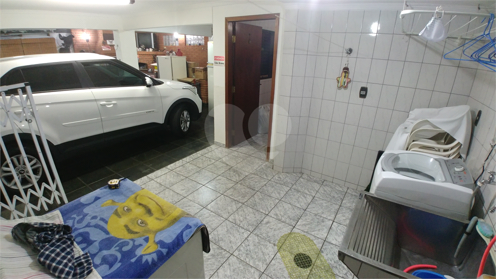 Sobrado para Venda, 260m2, 3 quartos (1 suíte), quintal, churrasqueira. 4 vagas. Santana