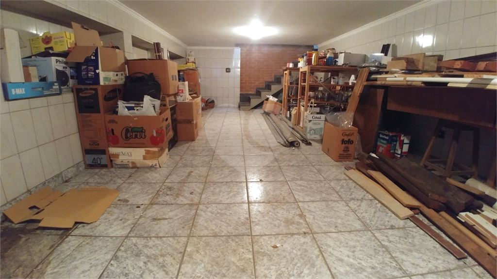 Sobrado para Venda, 260m2, 3 quartos (1 suíte), quintal, churrasqueira. 4 vagas. Santana