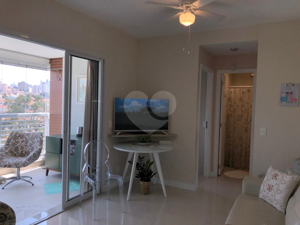 APARTAMENTO em SANTANA