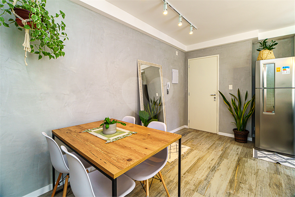 Pinheiros perto do metrô