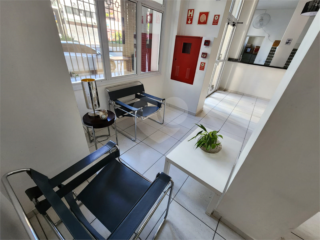Apartamento mobiliado a venda na República