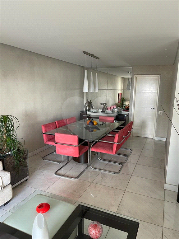 Apartamento Alto de Santana com 175m2