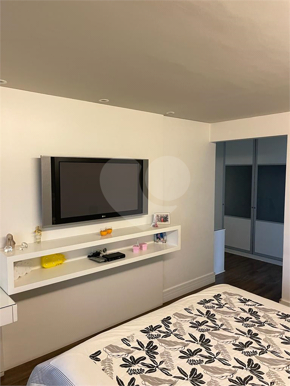 Apartamento Alto de Santana com 175m2