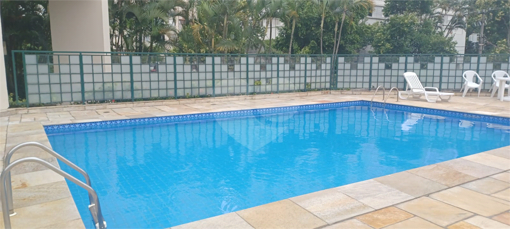 APARTAMENTO em SANTANA
