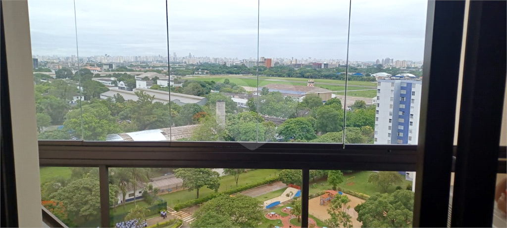 APARTAMENTO em SANTANA