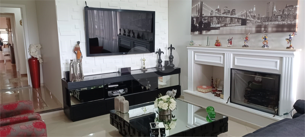 APARTAMENTO em SANTANA