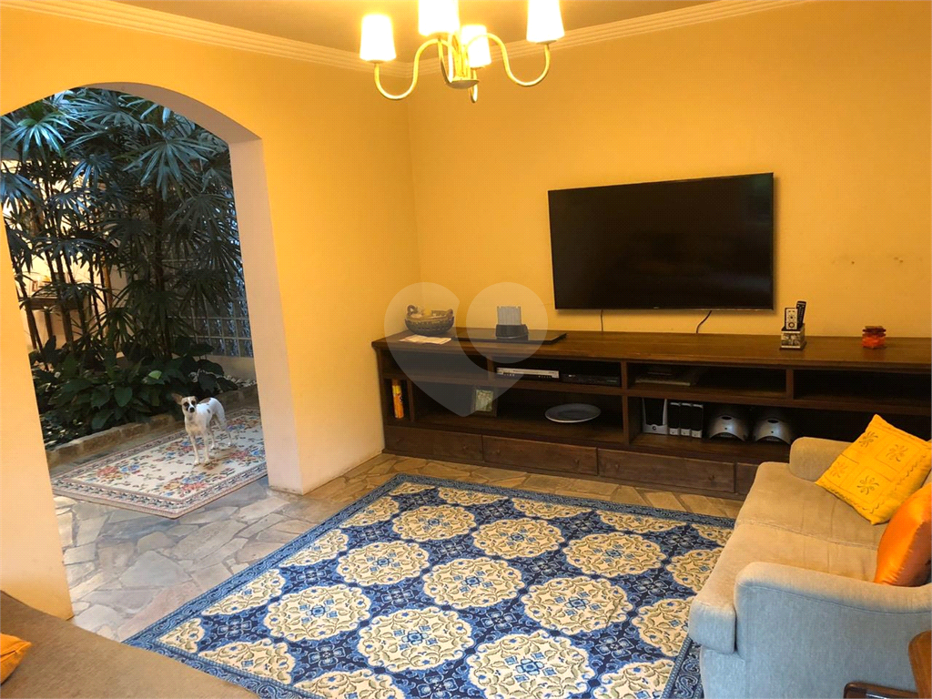 Casa de Condomínio à venda com 3 quartos, 460m² - Foto 1