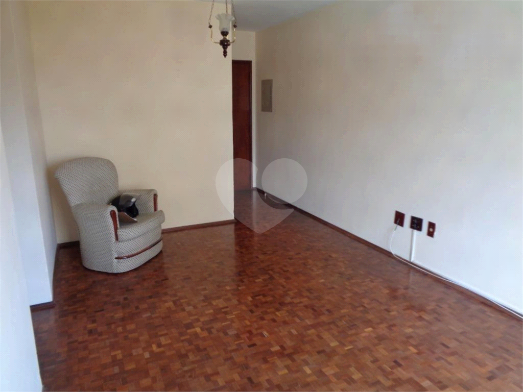 Apartamento à venda com 3 quartos, 66m² - Foto 10