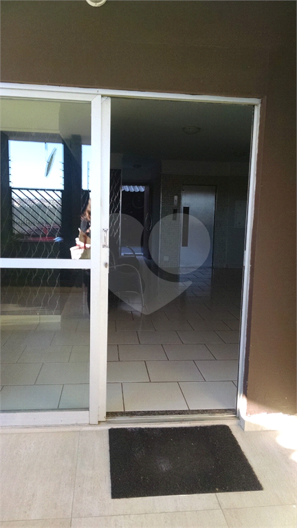 Apartamento à venda com 2 quartos, 62m² - Foto 13