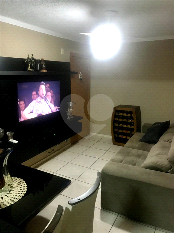 Apartamento à venda com 2 quartos, 39m² - Foto 9