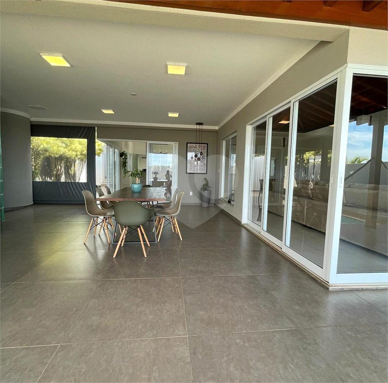 Casa à venda com 3 quartos, 300m² - Foto 5