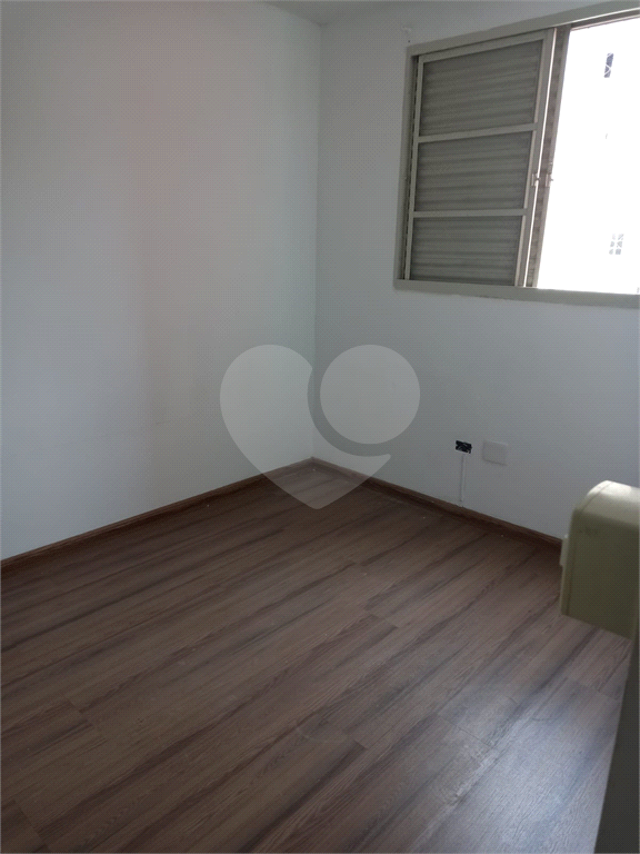 Apartamento à venda com 2 quartos, 55m² - Foto 10