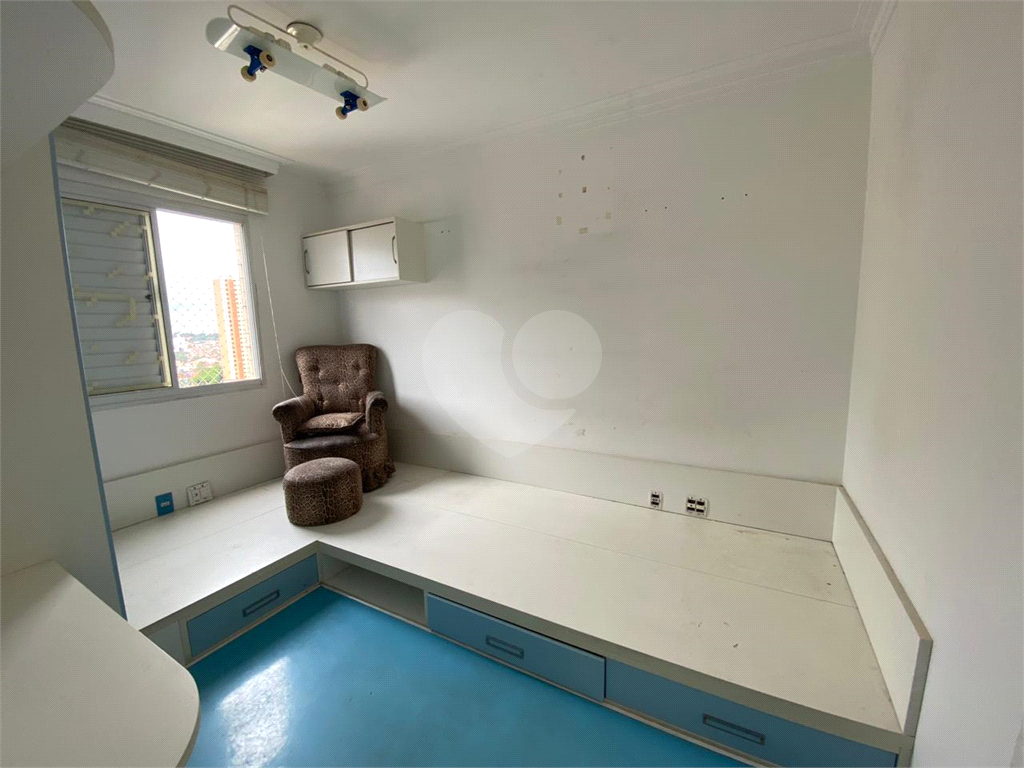 Apartamento com 3 quartos
