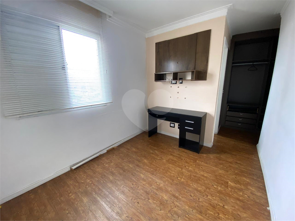Apartamento com 3 quartos