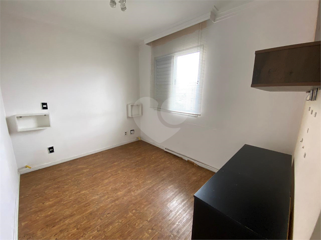 Apartamento com 3 quartos