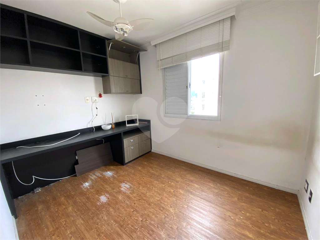 Apartamento com 3 quartos