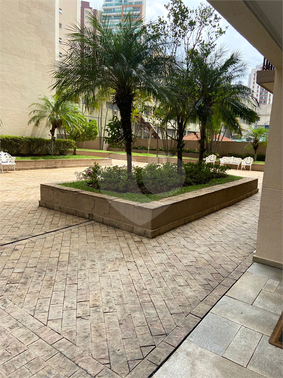 APARTAMENTO em SANTANA