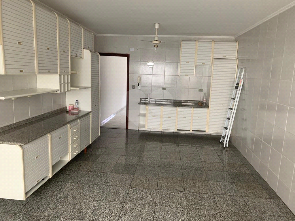 Sobrado à venda com 3 quartos, 156m² - Foto 9