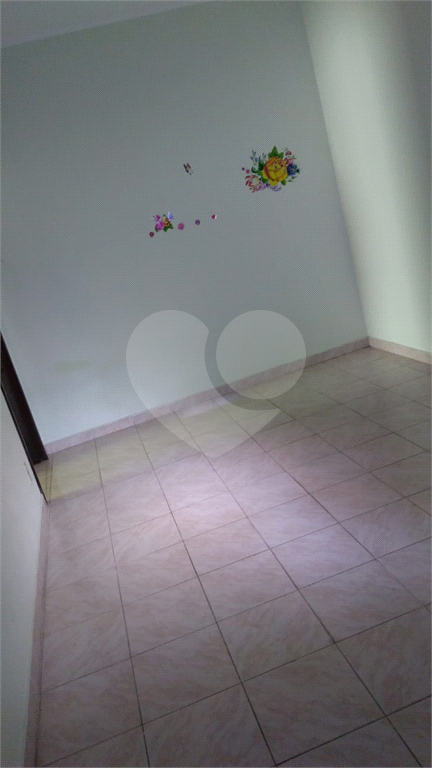 Excelente Casa Térrea à venda com 300m²  de área total, localizado no bairro da Vila Galvão.
