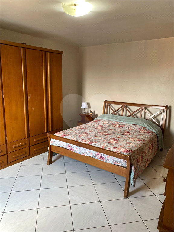 Casa estilo clássico a venda 3 Suites - Vila Rosaria