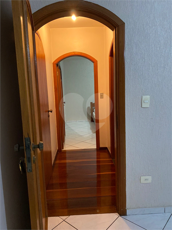 Casa estilo clássico a venda 3 Suites - Vila Rosaria