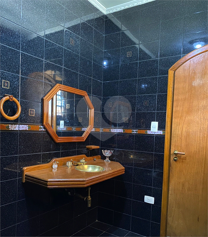 Casa estilo clássico a venda 3 Suites - Vila Rosaria