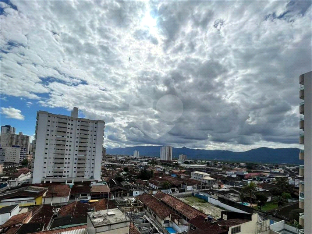 Apartamento à venda na Praia Grande / Aviação - 60m², 1 quarto, 1 vaga e lazer.